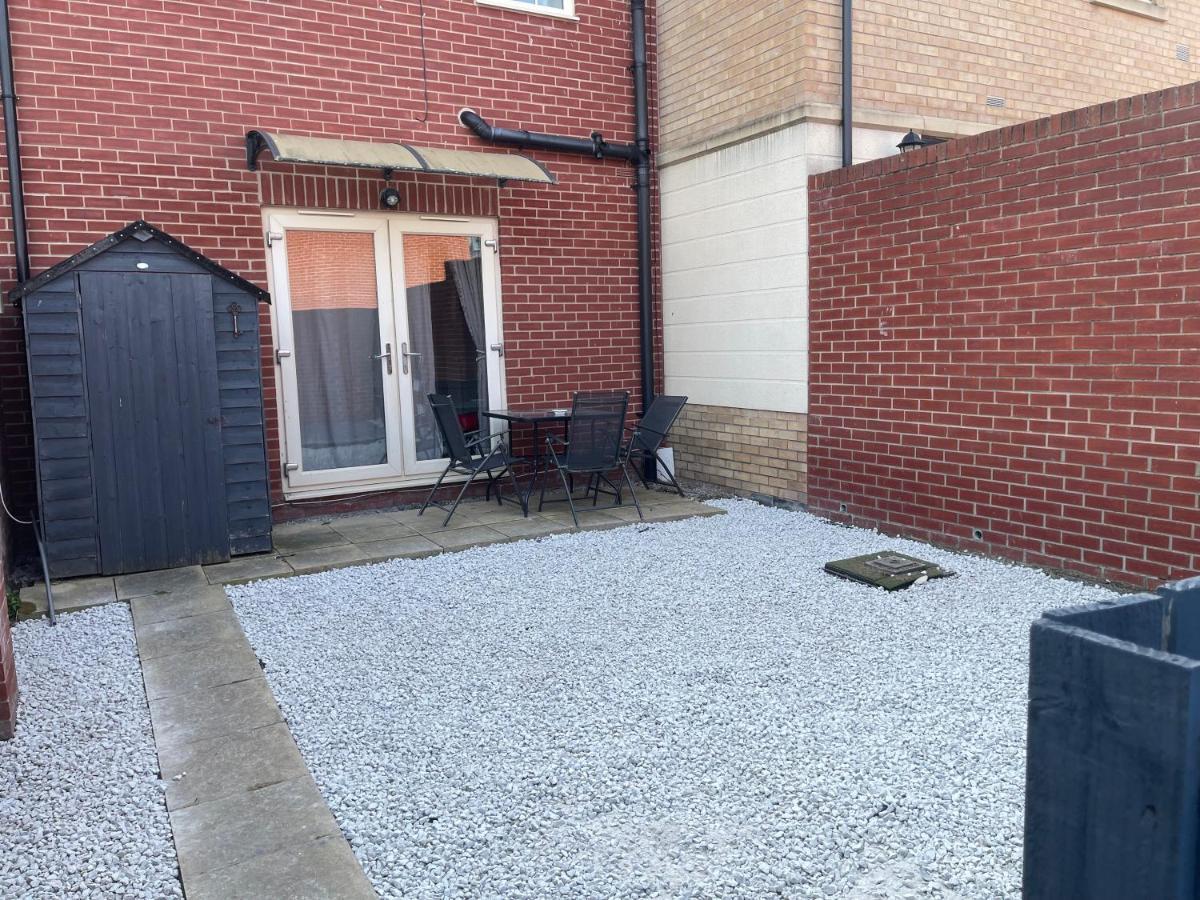 Boothferry Park Lodge Kingston upon Hull Exterior photo